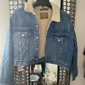 denim forum Tina cropped Sherpa jacket